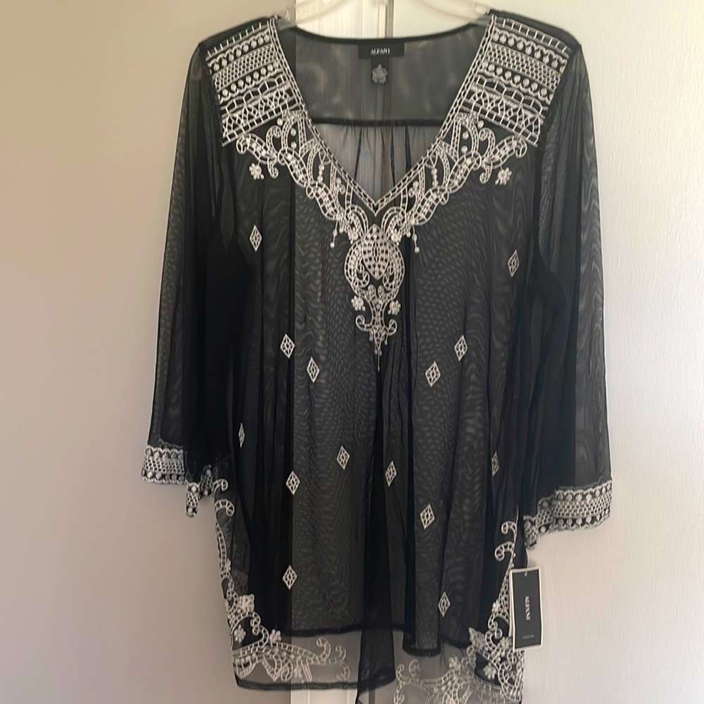 Alfani black blouse top garment size medium